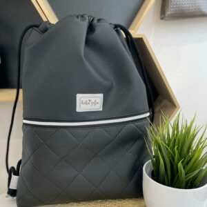 Nahrbtniki na vrvico